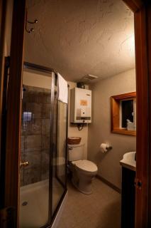 Delightful Waterfront Cabin near the Chugach National Forest, Alaska - 6