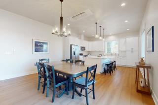 Lake Goodwin Retreat - 5