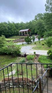 Luxury Half-Board Room Rental in the Beautiful Region of Northwest Arkansas - 9