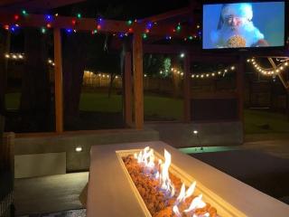 Eugene Evergreen Escape By Leschaletsstays - 7