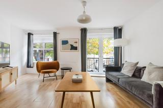 Blueground Tower Bridge balcony nr tube LON-373 - 0