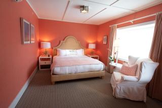 The Tides Beach Club - 4