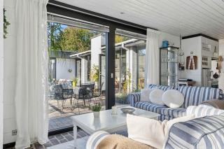 Holiday Home With Pool, Terraces, Near Beach - 3