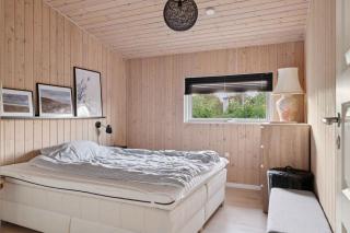 Active Coastal Holiday In Cozy Cottage - 2