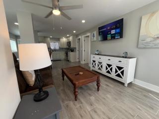 Flounder - Newly Updated 1st Floor Kit W&D 3 Miles to Beach - 8
