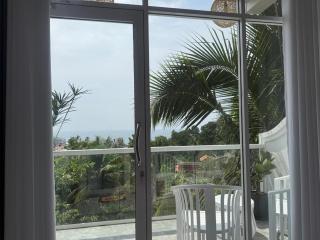 Seaview Mountain Villa - 5