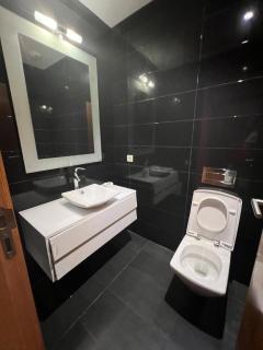 Stunning Marina high floor ocean view - 5