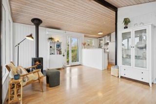 Lovely Bright Cottage Near Karrebæksminde - 5