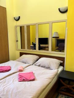 Central Location - Grand Boulevard - 0