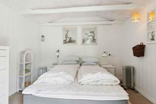 Lovely Cottage With View Of The Fjord - 1