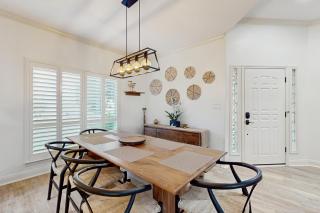 Horseshoe Bay Beauty - 2