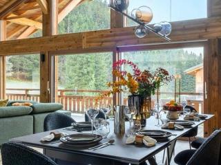 Luxueux chalet neuf 450m² avec spa et parking à Argentière - FR-1-343-264 - 1