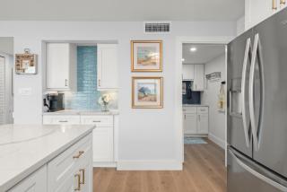 Island Beach Club 210E - 3