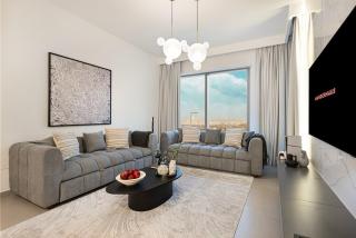 Modern 2BR Apartments near Dubai Mall, Downtown - 0