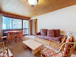 Rhododendrons RD507 CENTER & VIEW 6 pers - 6