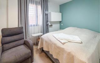 Stunning Home In Rojales - 4