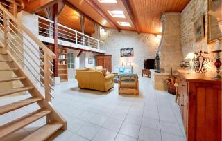 Nice Home In Chenac-Saint-Seurin-D' - 9