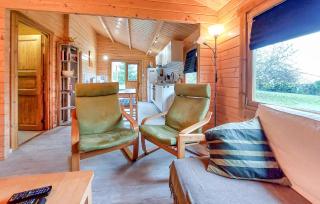 2 Bedroom Awesome Home In Chenac-Saint-Seurin-D' - 7