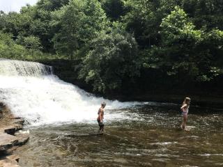 Lakefront Cabin with Fire Pit in Carbondale, Illinois - 9