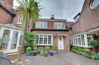 Stable Mews Cottage - 3