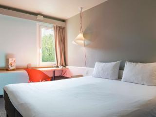 ibis Senlis - 1
