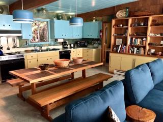Stunning Beachfront Cabin with Barbecue and Hot-tub in Otis, Oregon - 8