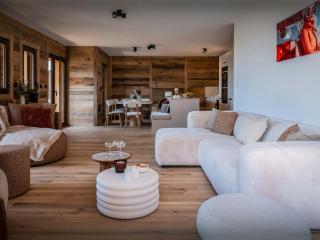 Loft Saeko - OVO Network - 8