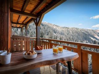 Loft Saeko - OVO Network - 0