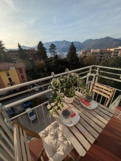 Lake & Montains View Studio with Free Parking, 1Hour from Stresa & Borromean Islands - 8