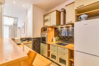 Big terrace 2 BR with AC 2 steps from main square - 3