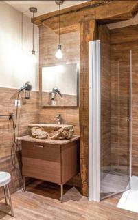 La Tienda de Abajo - Apartamentos acogedores con calefacción, parking y vistas al Valle de Soba - 1