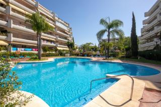 Spacious Penthouse Guadalmina, San Pedro - 0