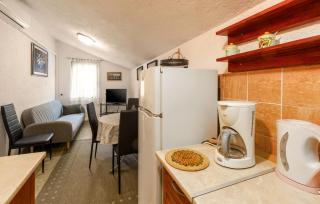 Amazing Apartment In Porec Cie965 - 9