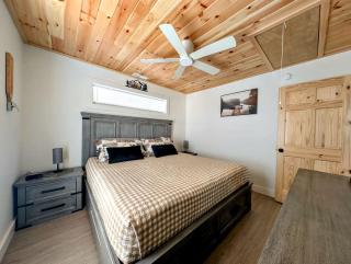 Scenic Lakeside Cabin with Fire Pit & Porch near Flanders Pond and Acadia Views in Sullivan, Maine - 4