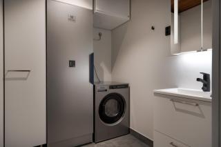 Le Chalet Lingonberry D3 Ski-in Ski-out - Hot Tub by Aavalevi - 4