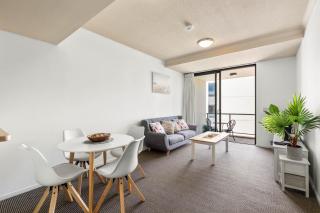 Burleigh Bliss Coastal Hideaway - Hosted by Burleigh Letting Co - 8