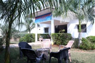 The Mountain View Home Stay - 9