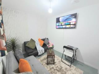 Central Haven-4bedroom Great For Longer Stays - for Contractors, Teams, free parking, in Canterbury Kent!! - 6