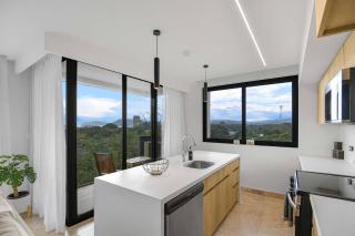 Heavenly View - 2 BDRM Oceanview Apartment - 4