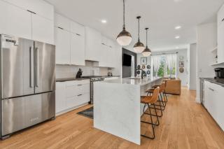 Spacious Nashville Stay - 2 Homes, 15 Guests - 6