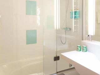 Novotel Manchester West - 1