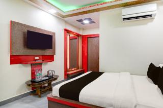 Super Townhouse Lake Town Clock Tower Formerly Crown Comfort - 8