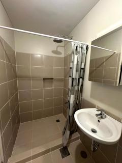 Chic 1BR Condo With Mid-Century Charm & Balcony View - 2