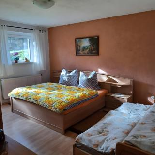 Ferienwohnung Heidi - 2