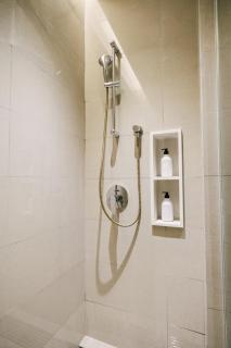 Chic Cityscape Homestay in Bukit Bintang 1-5 people - 1