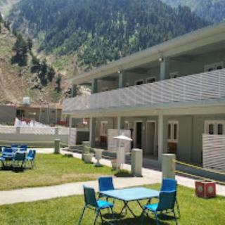 Naran Mountain Chalets - 9