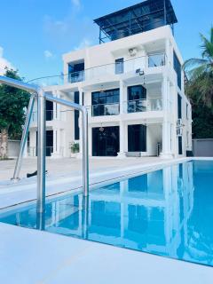 Serian Breeze Villa - 5