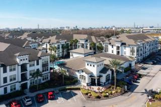 Century Millenia in Orlando - 8