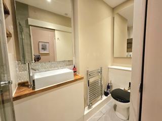 2 Bedroom Apt, 4 Beds, 3 TV near Fountain Park - 9