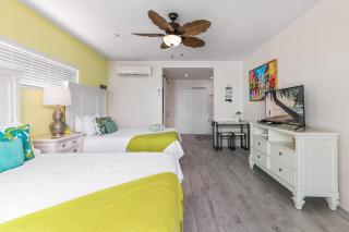 The Banana Bird at Cottages - 9